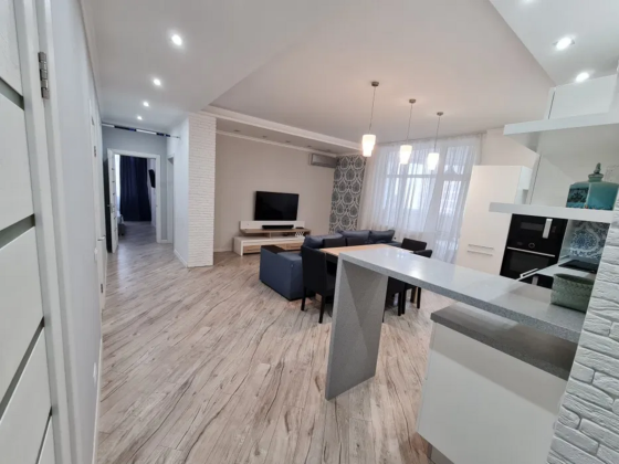 Оренда Квартира 3-кімнатна, 6/23 поверх на Глибочицька, 32 Київ