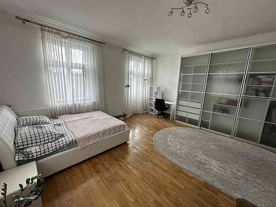 Оренда Квартира 2-кімнатна, 3/4 поверх на Камінна вул., 4 Тернопіль