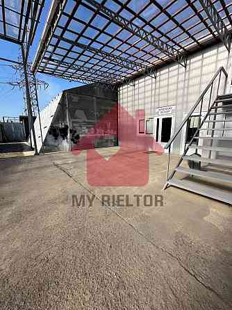 Оренда приміщення вільного призначення на Краснодонців поверх - 1 Uzhhorod