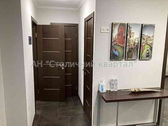 Оренда офісне приміщення на Хорива вул., 34 приміщень - 4, поверх - 1/4 Киев