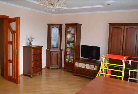 Продаж 3к квартири 87.1 кв. м на вул. Новий Світ Тернопіль