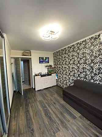 Продаж Квартира 1-кімнатна, 10/12 поверх на Миропільська, 15б Киев