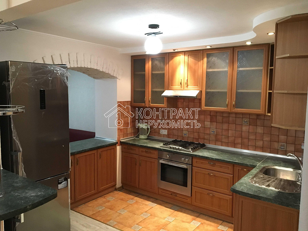 Продаж Квартира 4-кімнатна, 9/9 поверх на вул. Олексіївська Харків - фото 1