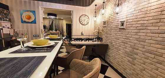 Продажа отличного таунхауса в с.Святопетровском. № 2210031 