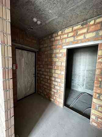 Продаж Квартира 1-кімнатна, 31/33 поверх на Зарічна, 6 Киев