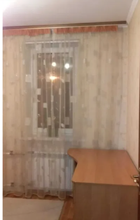 Продаж Квартира 4-кімнатна на ул. Бреуса, 26/2 Одесса