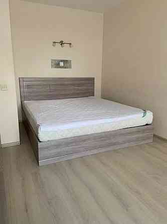 Оренда Квартира 1-кімнатна, 22/25 поверх на Урлівська, 23б Київ