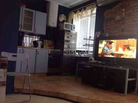 Оренда Квартира 1-кімнатна, 4/5 поверх на Бастіонна Київ