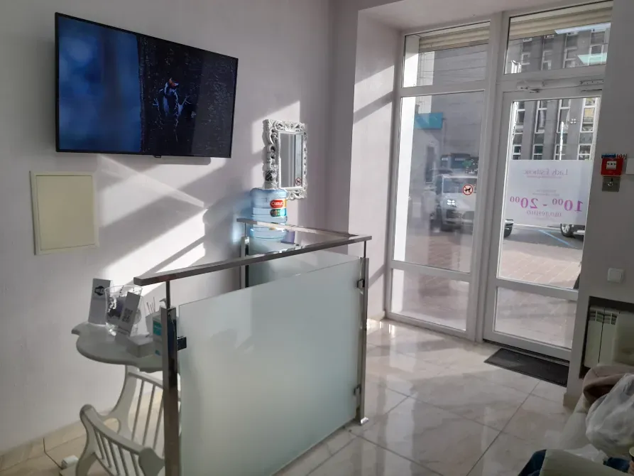 Сдаётся Магазин / салон / торговая точка площадь 53 кв.м 1-й этаж Киев Антоновича 47 Киев - изображение 3