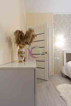 Продаж Квартира 2-кімнатна, 3/10 поверх на Сирецька вул., д. 32 Kiev