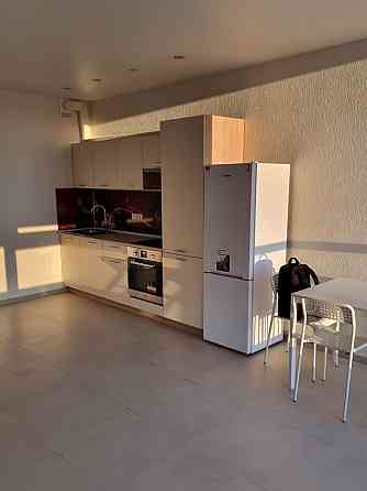 Оренда Квартира 2-кімнатна, 7/23 поверх на Ревуцкого ул., 40 б Kiev