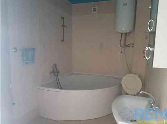 Продаж Квартира 3-кімнатна на ул. Картамышевская, 40/1 Одеса