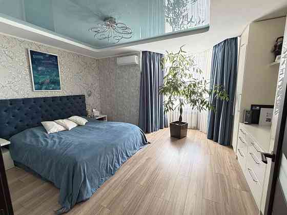 Продаж Квартира 2-кімнатна, 21/25 поверх на Василя Липківського (раніше Урицького) вул., д. 37-Б Київ