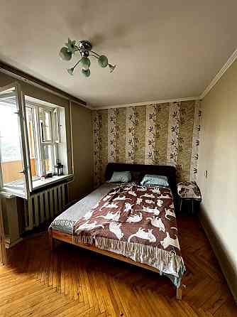 Продаж Квартира 3-кімнатна, 7/14 поверх на Радченка Петра вул., д. 14 Київ