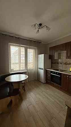 Оренда Квартира 1-кімнатна, 24/25 поверх на вул. Бориса Гмирі, 16 Київ
