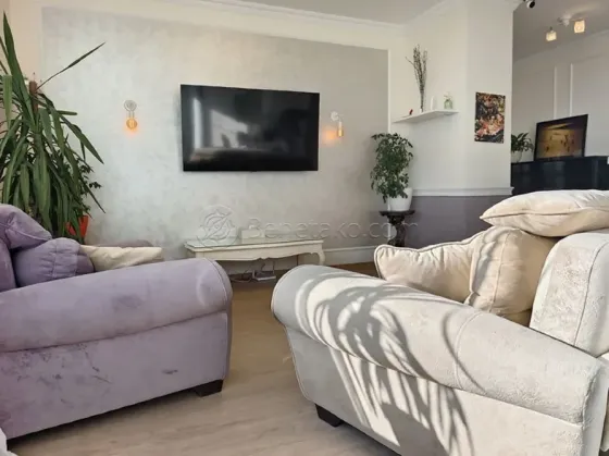 Аренда 3к Квартира 120 кв.м Литературная, 1А Одесса