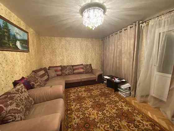 Оренда Квартира 3-кімнатна на ул. Оболонская, 13-15 Київ