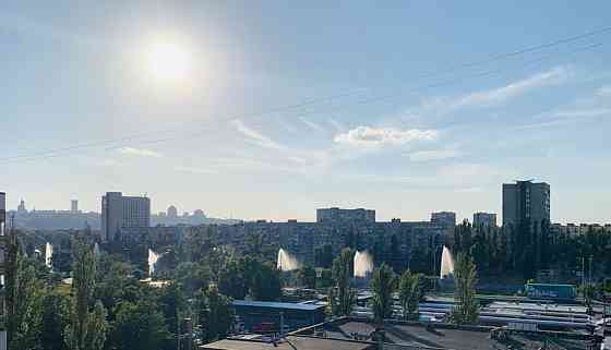 Оренда Квартира 3-кімнатна, 8/9 поверх на ул. Амвросия Бучмы Київ