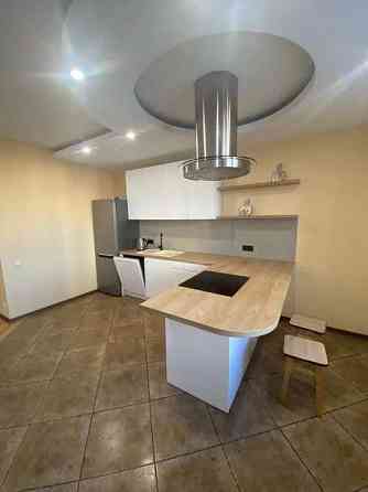 Оренда Квартира 2-кімнатна, 7/16 поверх на пр. Петра Григоренко Киев