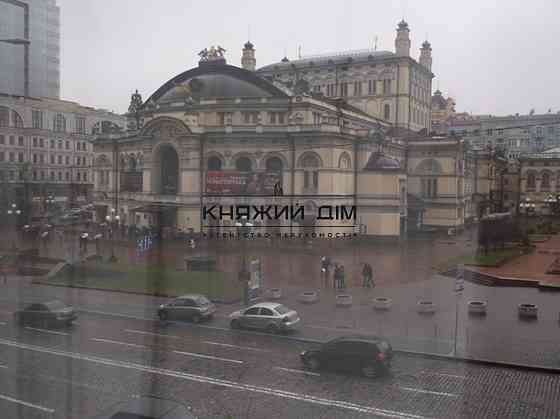 3-кімнатна квартира в центрі біля м. Золоті Ворота. Вул. Володимирська 51/53. Код: 21144737 Киев