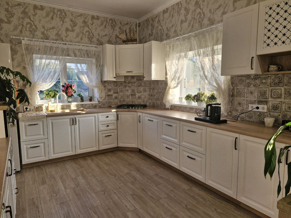 Кухня студия 40 м² + гараж + терраса = идеальный дом Нерубайське - фото 4