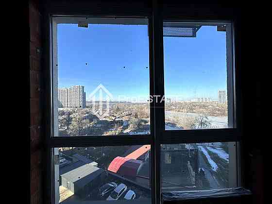 Продаж Квартира 3-кімнатна, 6/26 поверх на вул. Зарічна Киев