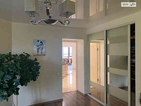 Продаж Квартира 4-кімнатна, 7/7 поверх на Академічна Винница