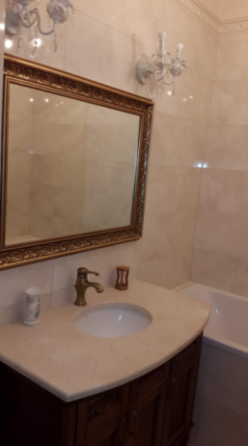 Оренда Квартира 2-кімнатна на Днепровская набережная, 14 Киев