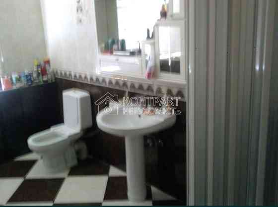 Продаж Будинок 9-кімнатний на вул. Соборная 