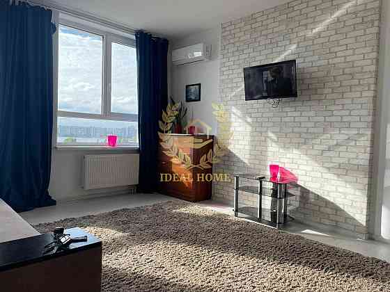 Продаж 1-кімної поруч з метро Бориспільська Київ