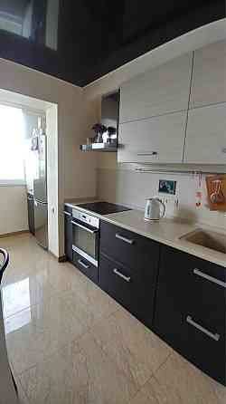 Продаж Квартира 2-кімнатна, 15/16 поверх на Хорольська вул., д. 1 Kiev