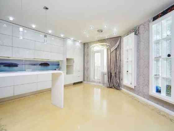 Продается 2-х ком. квартира в жк - 2 Жемчужина Одесса