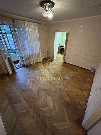 Продаж Квартира 2-кімнатна на Перемышльская ул., 1Б Київ