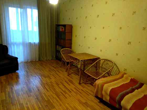 Продаж Квартира 3-кімнатна, 4/16 поверх на Гмирі Бориса вул., д. 1-Б/6 Киев