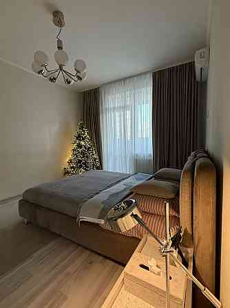 Продаж Квартира 1-кімнатна, 7/16 поверх на Чорновола вул., д. 27 Kiev