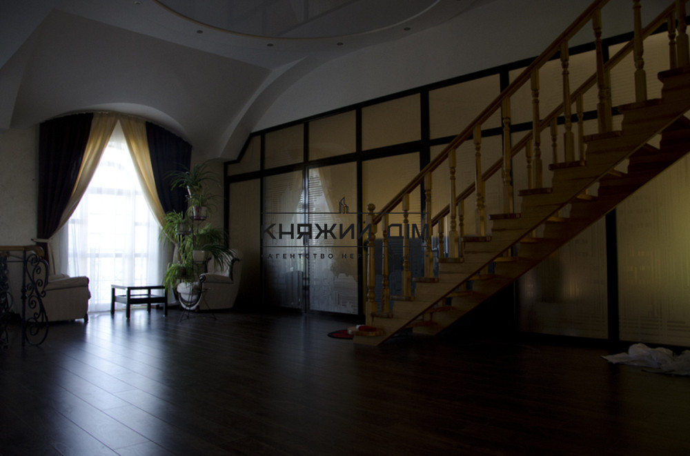 Есть Генератор .Аренда коттеджа в населенном пункте Рожевка Броварского р-на. № 132490  - фото 4