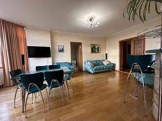 Оренда Квартира 2-кімнатна, 5/16 поверх на Верховинна, 91 Киев