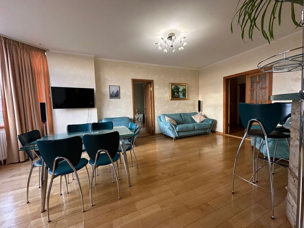 Оренда Квартира 2-кімнатна, 5/16 поверх на Верховинна, 91 Київ - фото 1