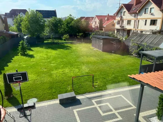 Продаж 2-поверховий Будинок з ділянкою 15 сот 262 кв.м 5 кімн. на Паркова Минай