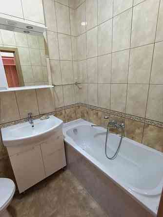 Продаж Квартира 1-кімнатна, 1/15 поверх на Ракетна вул., 24 Київ