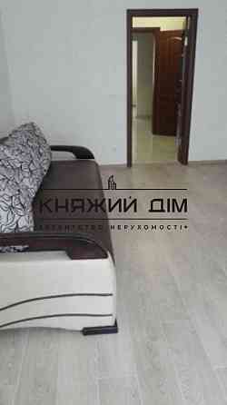 Оренда Квартира 3-кімнатна, 5/25 поверх на Русовой Софии ул. Киев