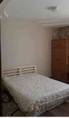 Продаж Квартира 4-кімнатна, 12/21 поверх на Чорновола вул., д. 25 Київ