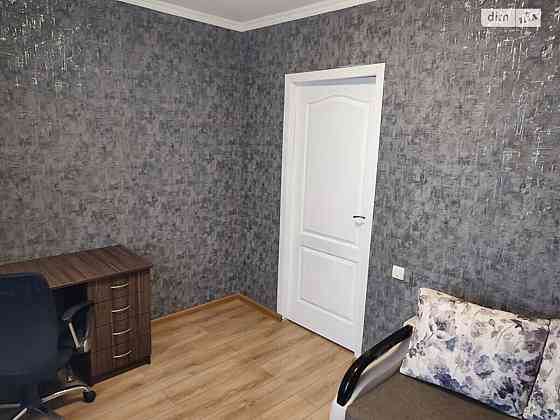 Оренда Квартира 3-кімнатна, 5/5 поверх на Політехнічна Вінниця