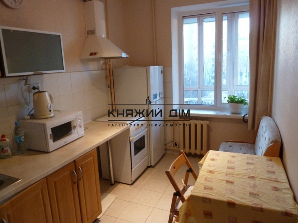 Оренда Квартира 1-кімнатна, 6/9 поверх на вул. Суворова ул./Омеляновича-Павленка Kiev - photo 3