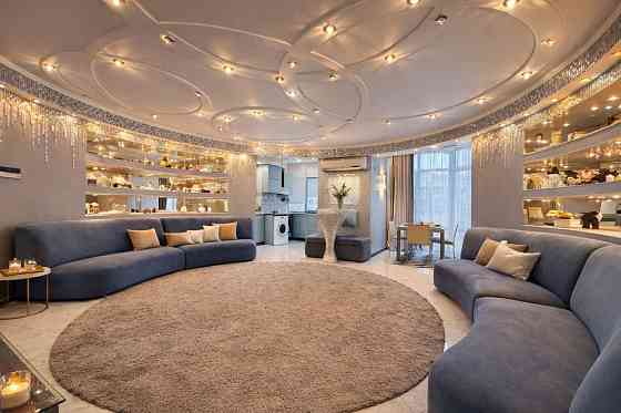 Продаж Квартира 3-кімнатна, 8/13 поверх на Юлії Здановської вул., д. 60А Киев