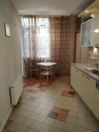 Продаж 4к Квартира 200 кв.м ЕКАТЕРИНИНСКАЯ ПЛОЩАДЬ Одеса