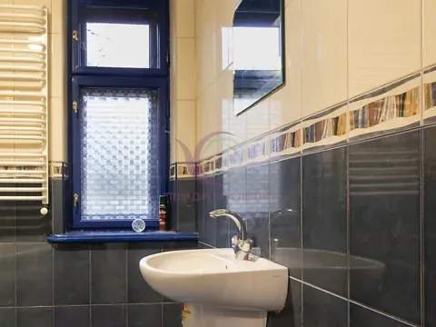 Продаж 3-поверховий   290 кв.м 5 кімн. на вул. Перекопська 10А Чернівці - фото 15