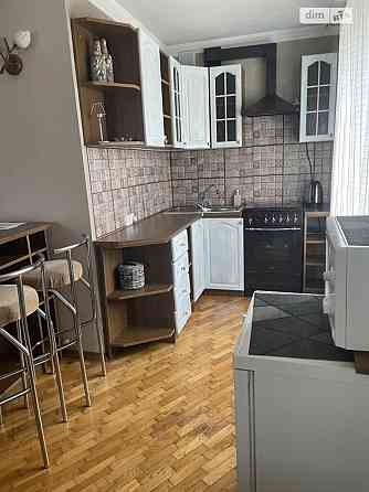 Оренда Квартира 1-кімнатна, 5/5 поверх на Політехнічна Винница