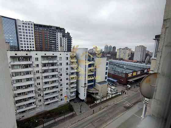 Продаж 3-кімнатної квартири в Києві Kiev