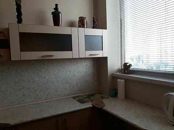 Оренда Квартира 1-кімнатна, 11/16 поверх на просп. Павла Тичини, 16/2 Kiev